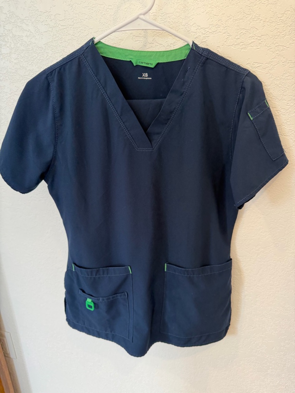 Women’s Carhartt Navy Scrub Set